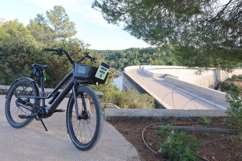 Aller découvrir  le Barrage de Bimont en vélo électrique