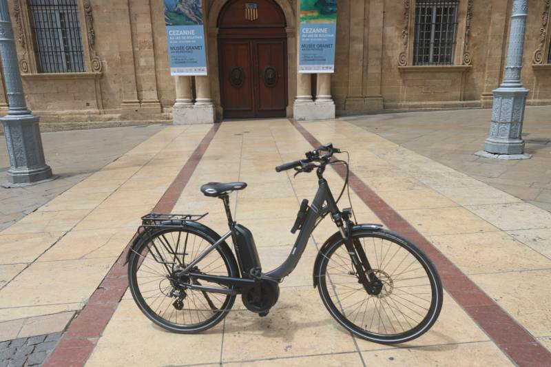 Cézanne à Aix-en-Provence : une exposition d’exception à découvrir… à vélo !