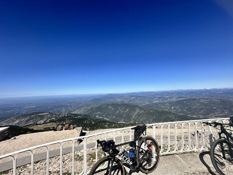La montée du Mont Ventoux en VTT musculaire