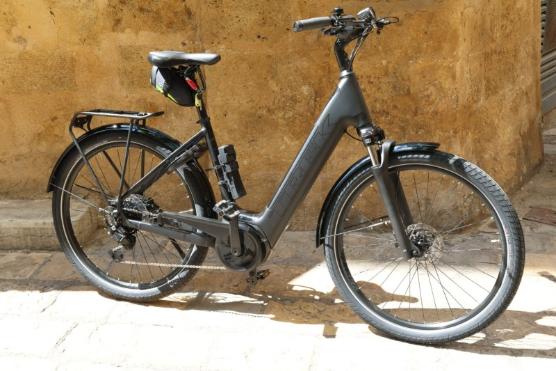 Trek Verve+ 3 – Le vélo électrique confortable et puissant pour vos aventures autour d’Aix en Provence